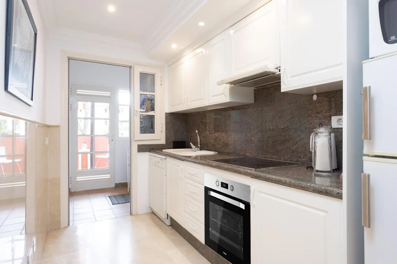 Eden Rentals Duke Ocean Views With Ac أذيخي شقة